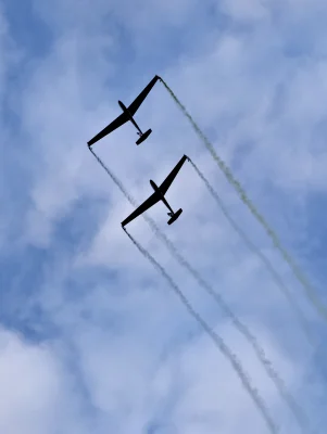 Airpower 2024 - Gliders Dancing in the Sky